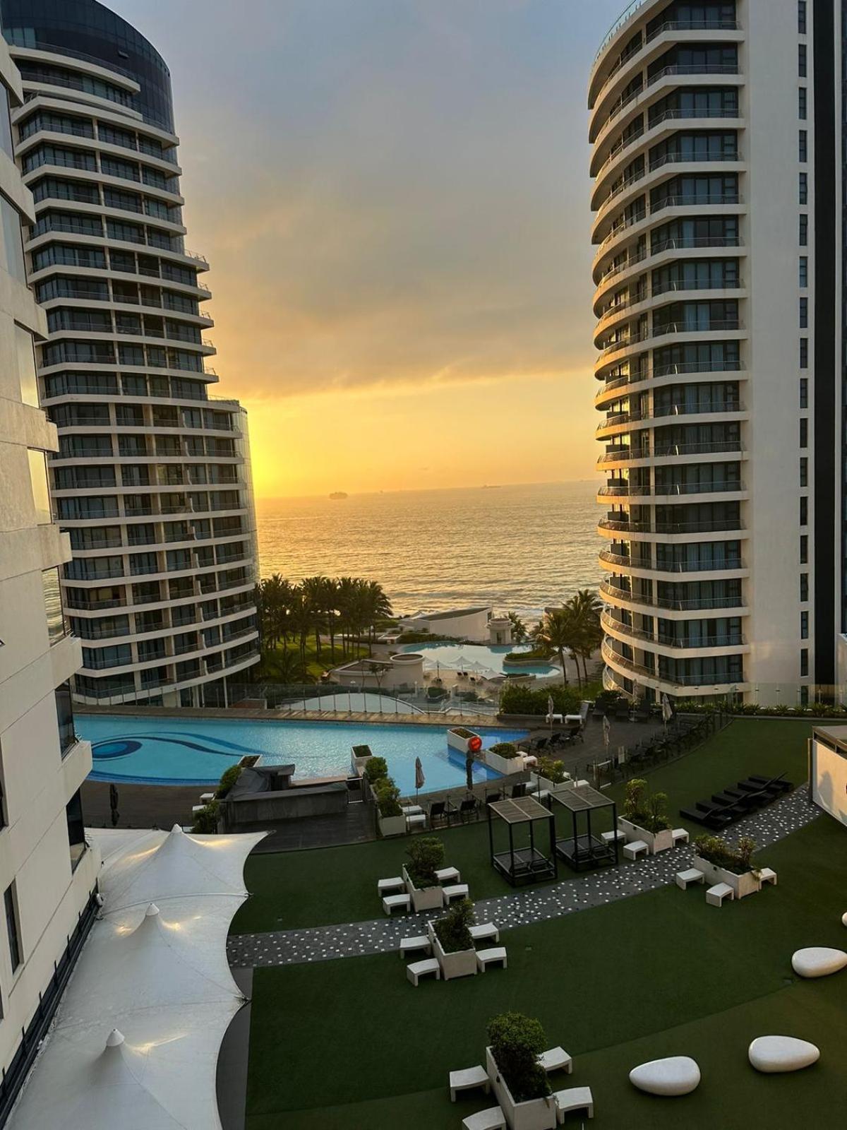 Umhlanga Lagoon Drive Top Sea Facing Unit Apartment เดอร์บัน ภายนอก รูปภาพ